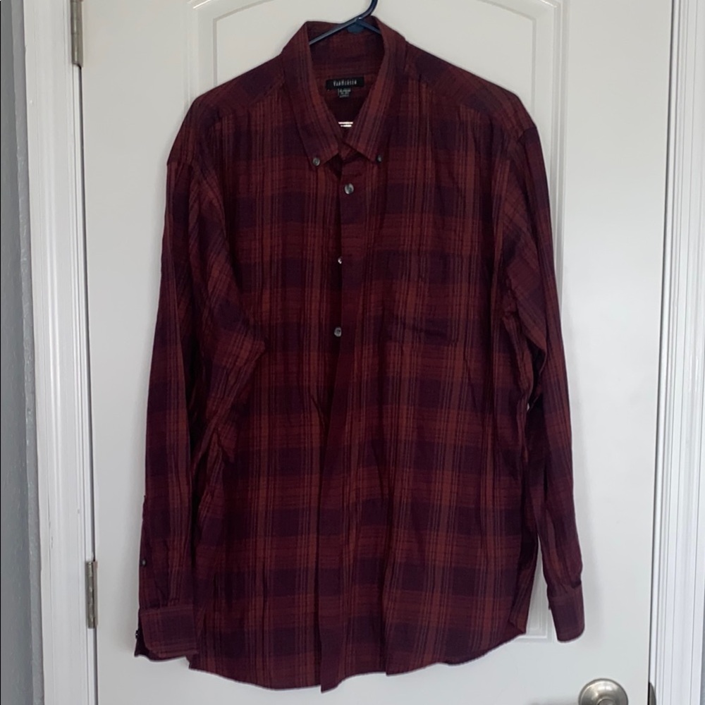Van Heusen Men’s Burgundy Plaid Button Up Shirt Long Sleeves